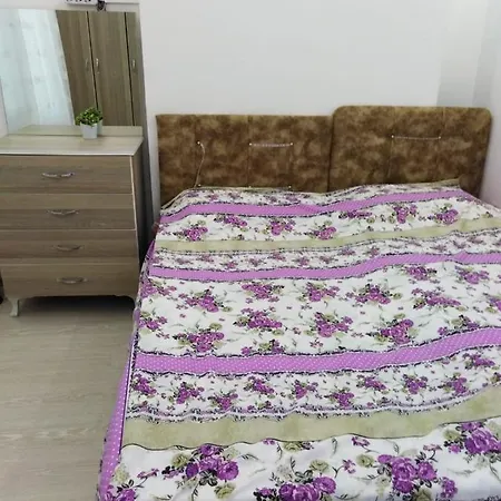 Cozy And Spacious In The Center *